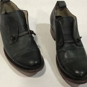 Women’s Freebird Mabel Black Leather Shoes Size 7